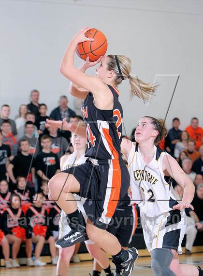 Thumbnail 3 in Clarion Area vs Keystone (District 9 KSAC Final) photogallery.