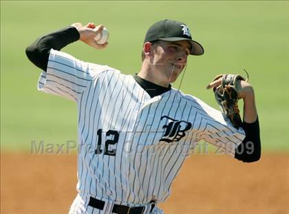 Thumbnail 3 in Hendrickson vs. Bowie photogallery.