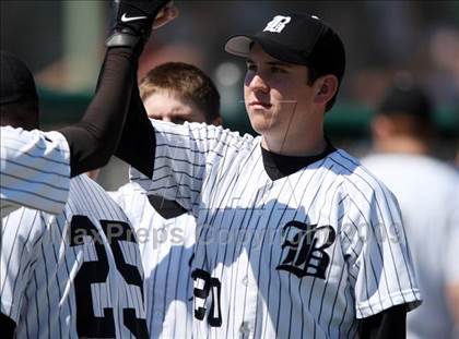 Thumbnail 2 in Hendrickson vs. Bowie photogallery.