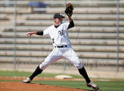 Thumbnail 1 in Hendrickson vs. Bowie photogallery.