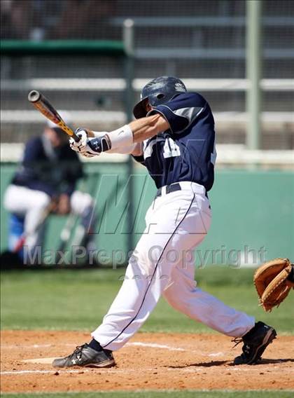 Thumbnail 1 in Hendrickson vs. Bowie photogallery.