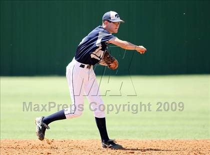 Thumbnail 1 in Hendrickson vs. Bowie photogallery.