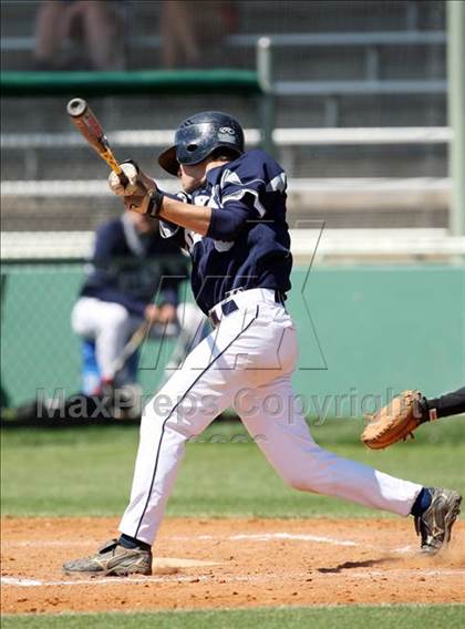 Thumbnail 1 in Hendrickson vs. Bowie photogallery.