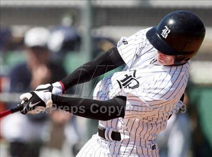 Thumbnail 2 in Hendrickson vs. Bowie photogallery.