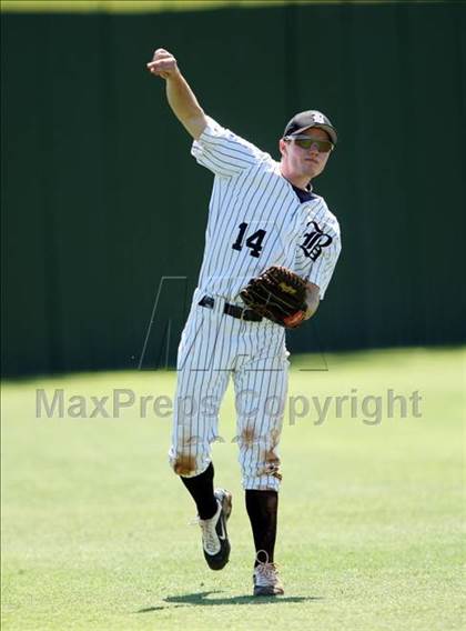 Thumbnail 2 in Hendrickson vs. Bowie photogallery.