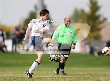 Thumbnail 2 in Meridian vs. Bishop Kelly photogallery.