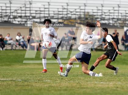 Thumbnail 3 in Meridian vs. Bishop Kelly photogallery.