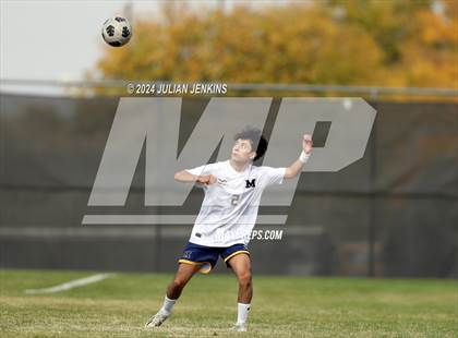 Thumbnail 3 in Meridian vs. Bishop Kelly photogallery.