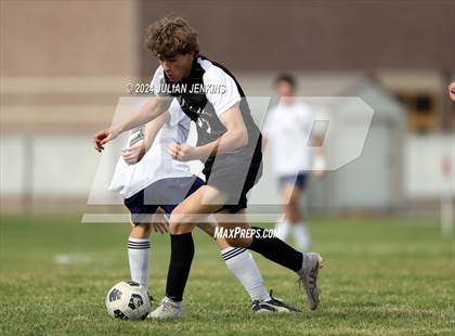 Thumbnail 3 in Meridian vs. Bishop Kelly photogallery.