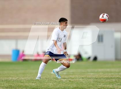 Thumbnail 3 in Meridian vs. Bishop Kelly photogallery.