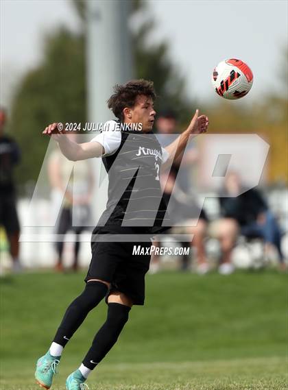 Thumbnail 3 in Meridian vs. Bishop Kelly photogallery.