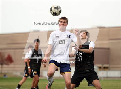 Thumbnail 2 in Meridian vs. Bishop Kelly photogallery.