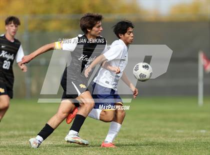 Thumbnail 2 in Meridian vs. Bishop Kelly photogallery.