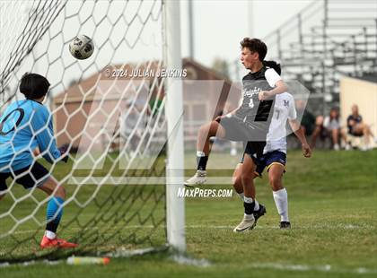 Thumbnail 1 in Meridian vs. Bishop Kelly photogallery.