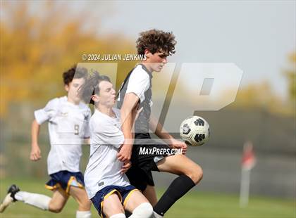Thumbnail 3 in Meridian vs. Bishop Kelly photogallery.