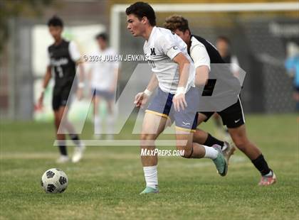 Thumbnail 3 in Meridian vs. Bishop Kelly photogallery.