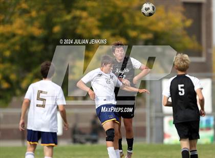 Thumbnail 2 in Meridian vs. Bishop Kelly photogallery.