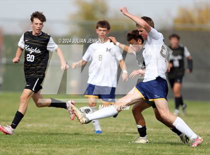 Thumbnail 2 in Meridian vs. Bishop Kelly photogallery.