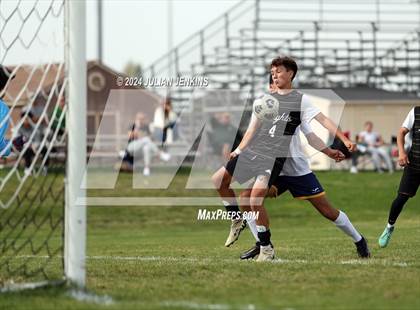 Thumbnail 2 in Meridian vs. Bishop Kelly photogallery.