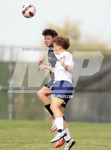 Thumbnail 1 in Meridian vs. Bishop Kelly photogallery.
