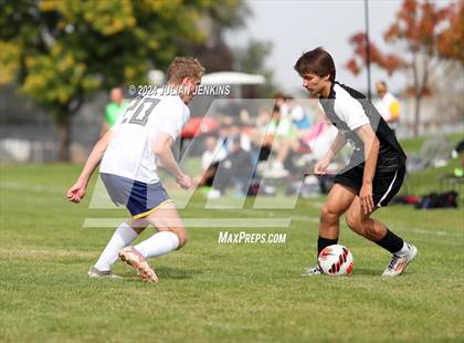 Thumbnail 2 in Meridian vs. Bishop Kelly photogallery.