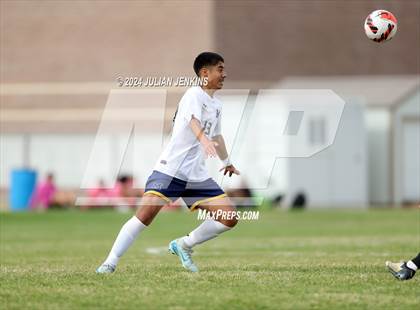 Thumbnail 1 in Meridian vs. Bishop Kelly photogallery.