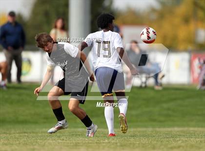 Thumbnail 3 in Meridian vs. Bishop Kelly photogallery.