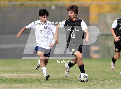Thumbnail 2 in Meridian vs. Bishop Kelly photogallery.