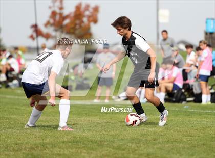 Thumbnail 3 in Meridian vs. Bishop Kelly photogallery.