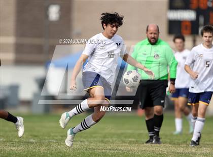 Thumbnail 2 in Meridian vs. Bishop Kelly photogallery.