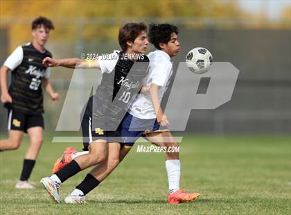 Thumbnail 1 in Meridian vs. Bishop Kelly photogallery.