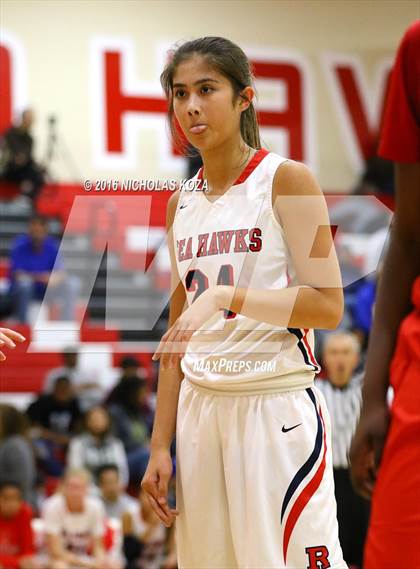 Thumbnail 2 in Fairfax vs. Redondo Union (Battle of the Beach) photogallery.