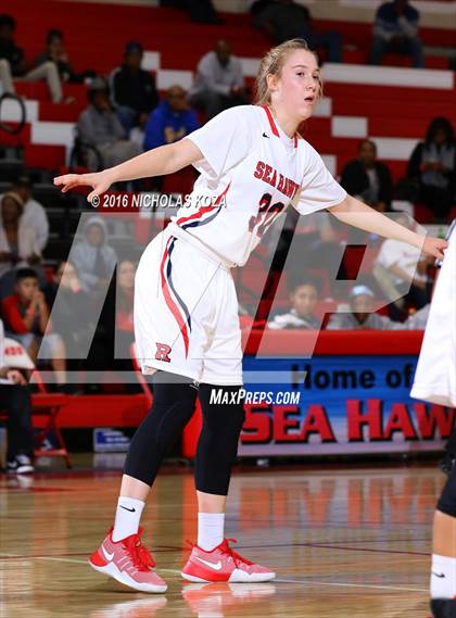 Thumbnail 2 in Fairfax vs. Redondo Union (Battle of the Beach) photogallery.