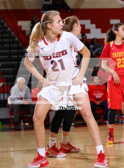 Thumbnail 3 in Fairfax vs. Redondo Union (Battle of the Beach) photogallery.