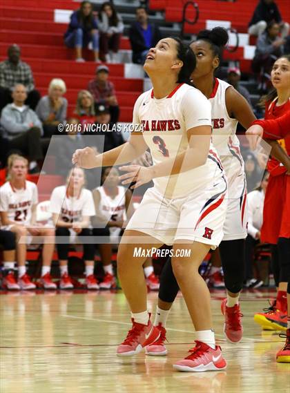 Thumbnail 1 in Fairfax vs. Redondo Union (Battle of the Beach) photogallery.