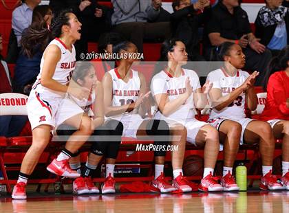 Thumbnail 2 in Fairfax vs. Redondo Union (Battle of the Beach) photogallery.