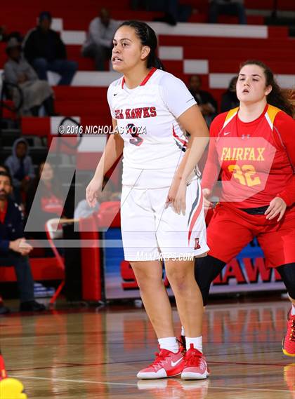 Thumbnail 1 in Fairfax vs. Redondo Union (Battle of the Beach) photogallery.