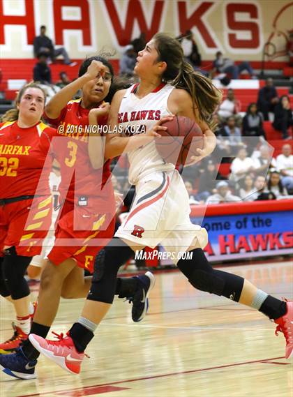 Thumbnail 2 in Fairfax vs. Redondo Union (Battle of the Beach) photogallery.