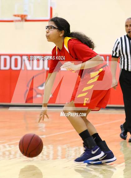 Thumbnail 3 in Fairfax vs. Redondo Union (Battle of the Beach) photogallery.