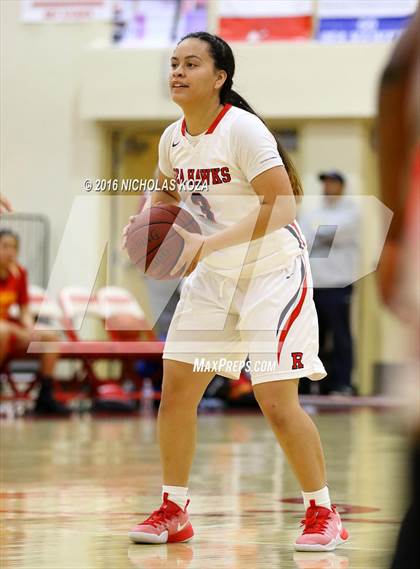 Thumbnail 2 in Fairfax vs. Redondo Union (Battle of the Beach) photogallery.