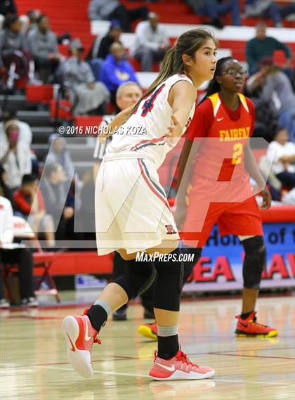 Thumbnail 3 in Fairfax vs. Redondo Union (Battle of the Beach) photogallery.