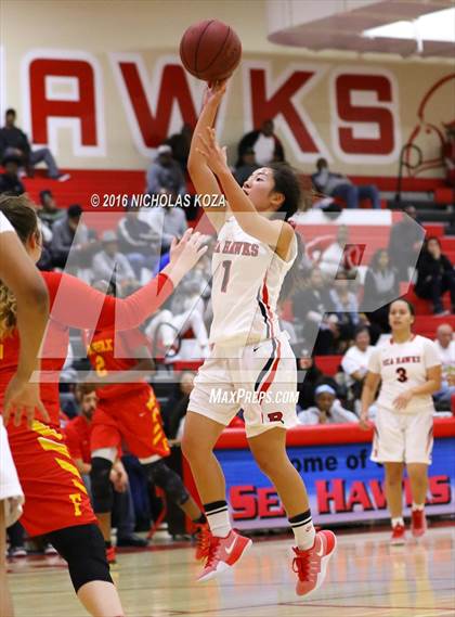Thumbnail 1 in Fairfax vs. Redondo Union (Battle of the Beach) photogallery.
