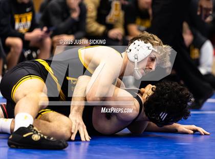 Thumbnail 2 in Avon @ Plainfield photogallery.