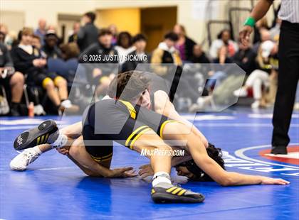 Thumbnail 1 in Avon @ Plainfield photogallery.