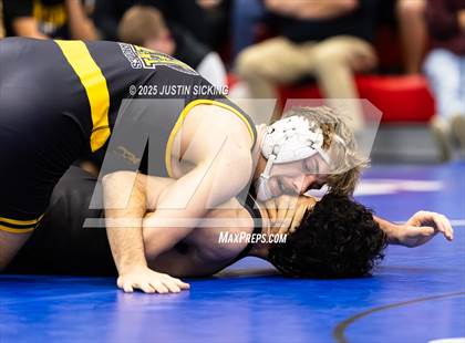 Thumbnail 3 in Avon @ Plainfield photogallery.