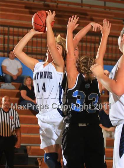 Thumbnail 3 in Anderson County vs Cumberland Gap (Kroger Thanksgiving Classic) photogallery.