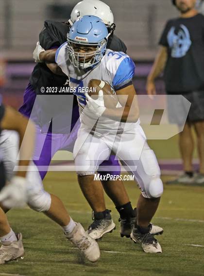 Thumbnail 1 in Hillsdale vs Richmond @ Sequoia (3-way scrimmage) photogallery.