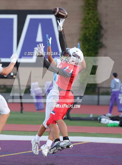 Thumbnail 2 in Hillsdale vs Richmond @ Sequoia (3-way scrimmage) photogallery.