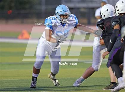 Thumbnail 1 in Hillsdale vs Richmond @ Sequoia (3-way scrimmage) photogallery.