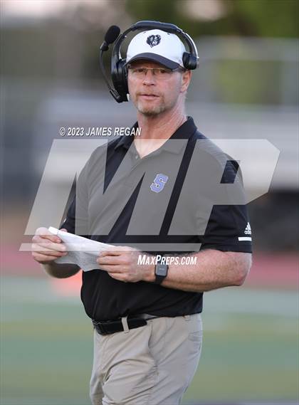 Thumbnail 3 in Hillsdale vs Richmond @ Sequoia (3-way scrimmage) photogallery.
